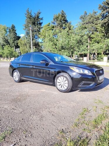Hyundai Sonata-3