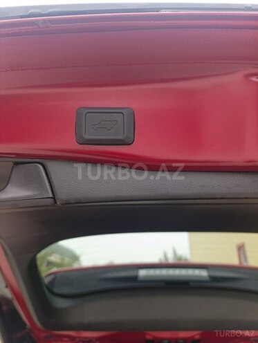 Toyota RAV4-14