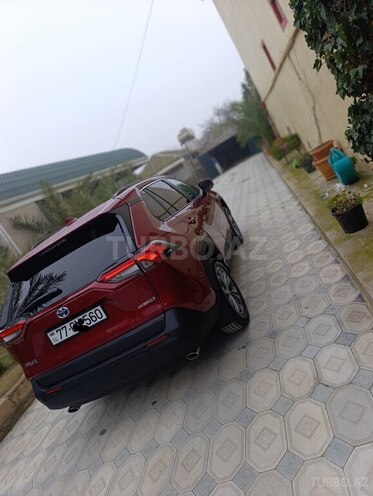 Toyota RAV4-5