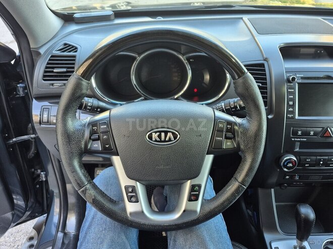 Kia Sorento-10