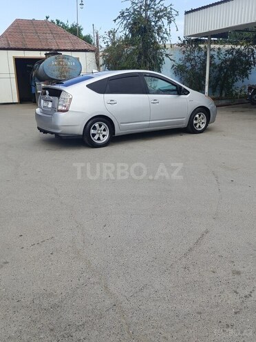 Toyota Prius-6