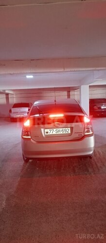 Toyota Prius-12