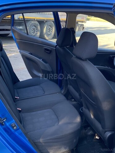 Hyundai i10-9
