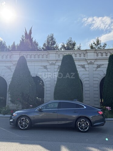 Chevrolet Malibu-8