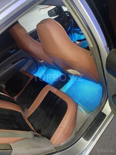 Toyota Prius-13