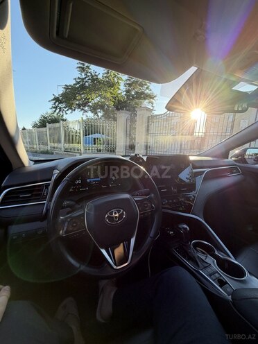 Toyota Camry-9