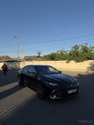 Toyota Camry-3
