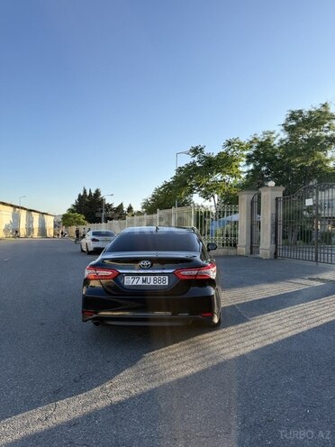 Toyota Camry-4