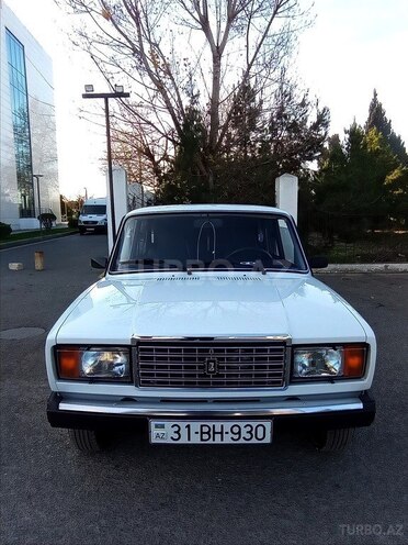 LADA (VAZ) 2107-2