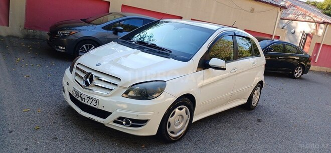 Mercedes B 170 2009, 252,525 km - 1.7 л - Sumqayıt