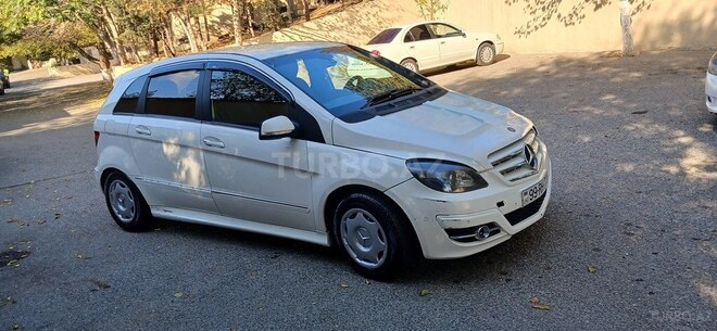 Mercedes B 170 2009, 252,525 km - 1.7 л - Sumqayıt