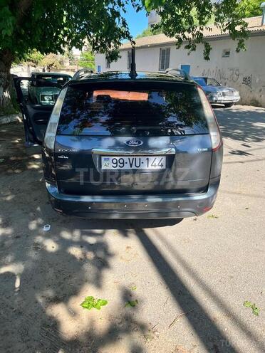 Ford Focus-6