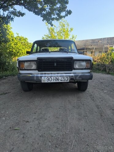 LADA (VAZ) 2107-1
