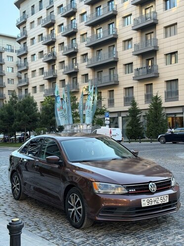 Volkswagen Jetta-1