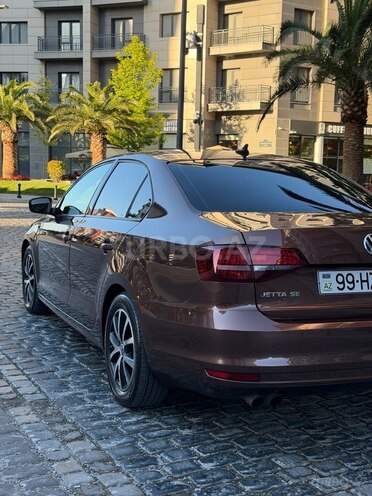 Volkswagen Jetta-7