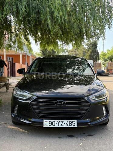 Hyundai Elantra-1