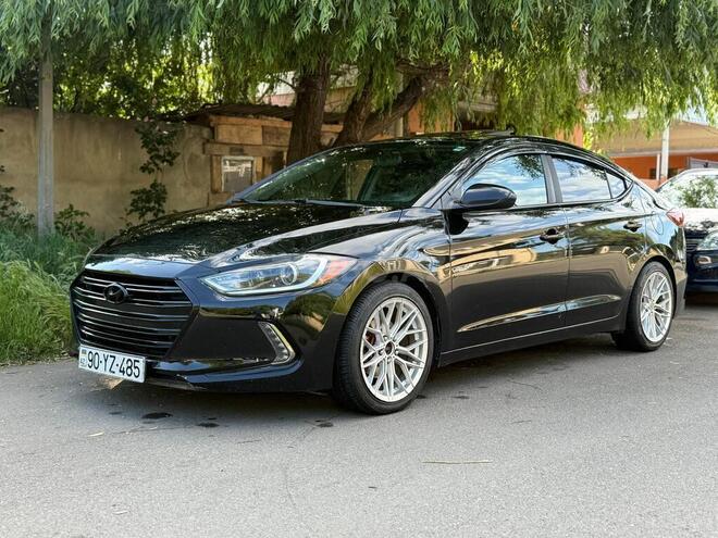 Hyundai Elantra-2