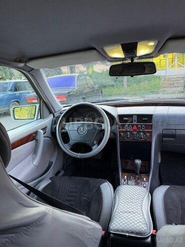 Mercedes C 200-6