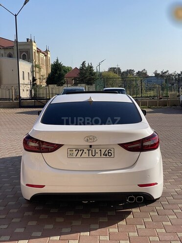 Hyundai Avante-7