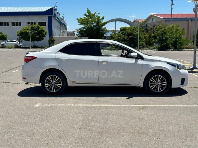 Toyota Corolla-3