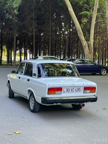 LADA (VAZ) 2107-17