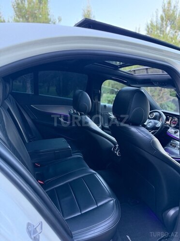 Mercedes E 200 d-11