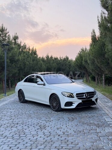 Mercedes E 200 d-1