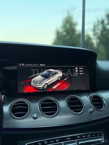 Mercedes E 200 d-16