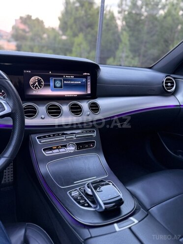 Mercedes E 200 d-14
