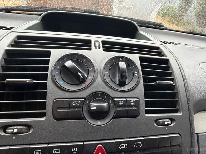Mercedes Vito-11