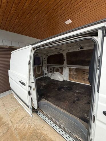 Mercedes Vito-5