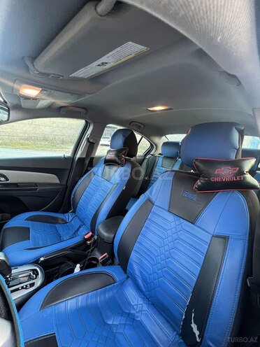 Chevrolet Cruze-9