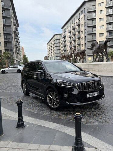 Kia Sorento-1