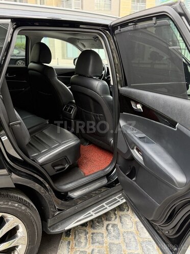 Kia Sorento-9