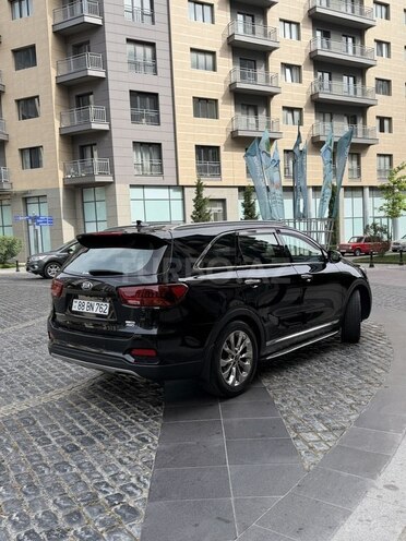 Kia Sorento-8