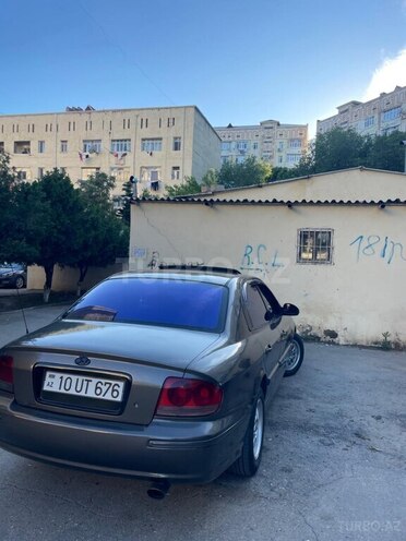 Hyundai Sonata-5