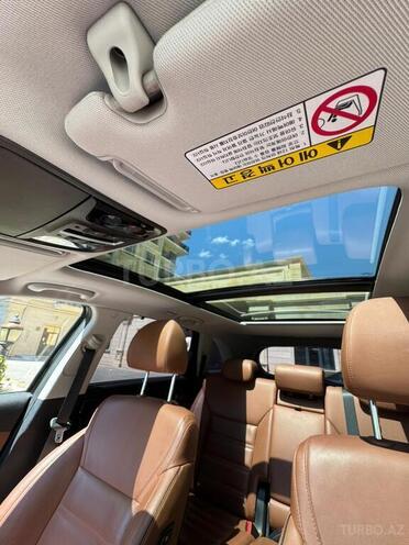 Kia Sorento-12