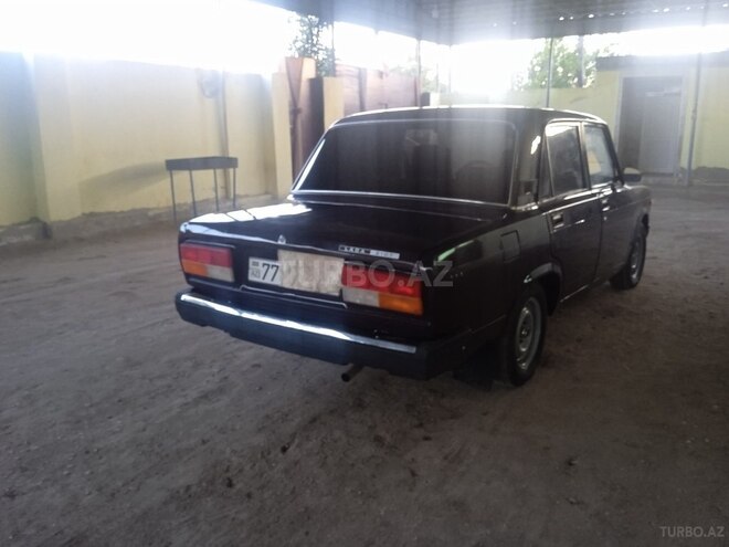 LADA (VAZ) 2107-4