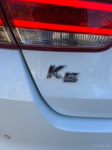 Kia K5-13