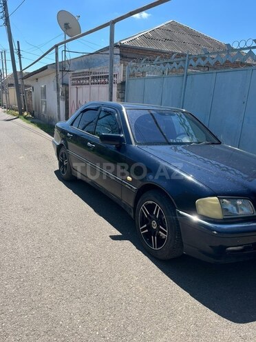 Mercedes C 180-4