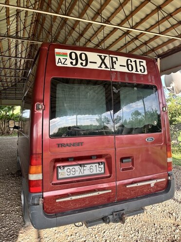 Ford Transit-2