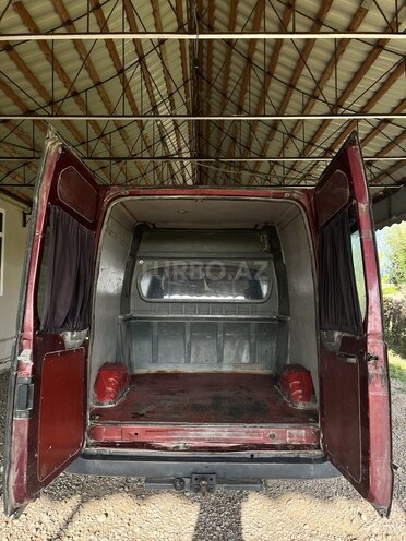 Ford Transit-8
