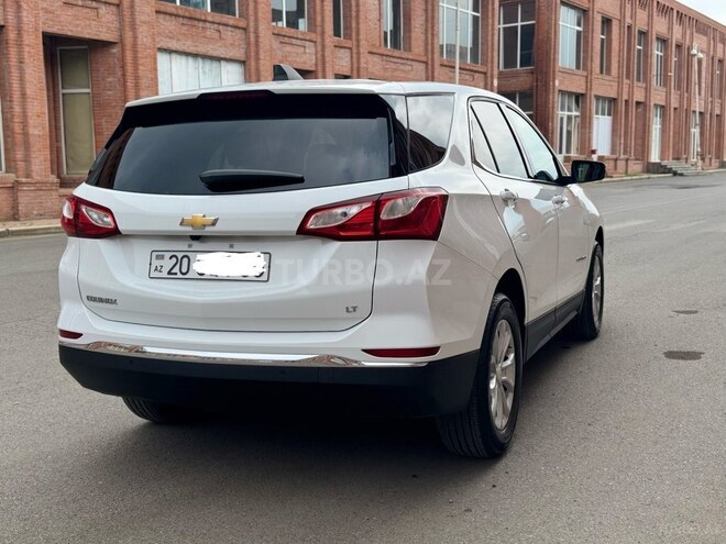 Chevrolet Equinox-5