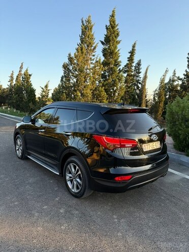 Hyundai Santa Fe-5