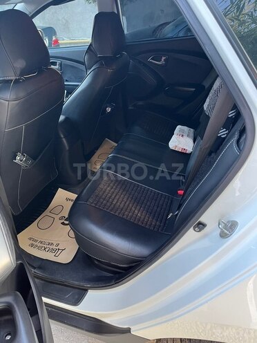 Hyundai ix35-7
