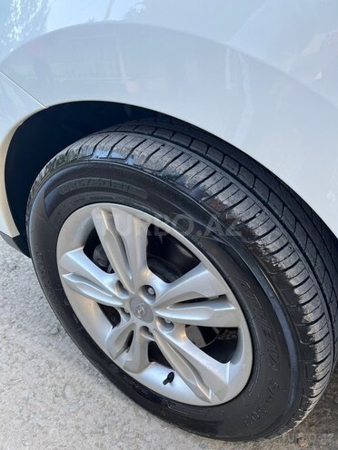 Hyundai ix35-6