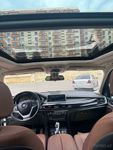 BMW X5-8