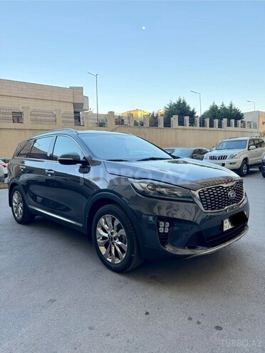 Kia Sorento-1