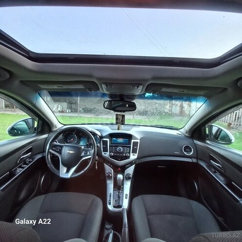 Chevrolet Cruze-2