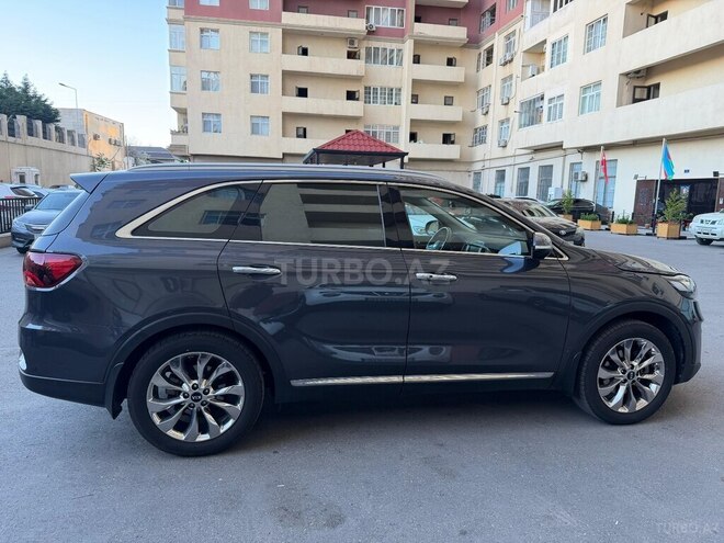 Kia Sorento-5